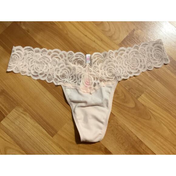Victoria’s Secret Pink Thong - Picture 1 of 2